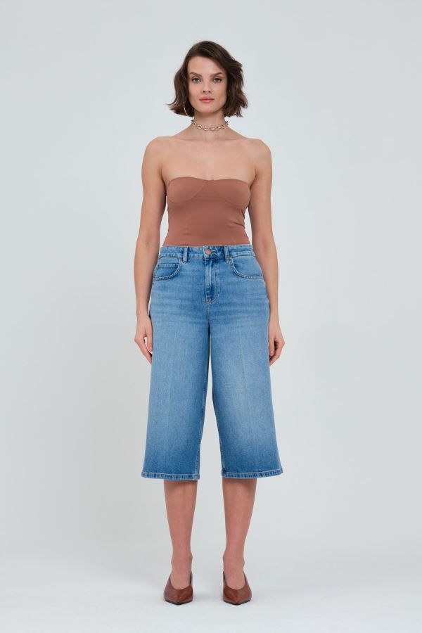 KADIN BERMUDA KOT ŞORT